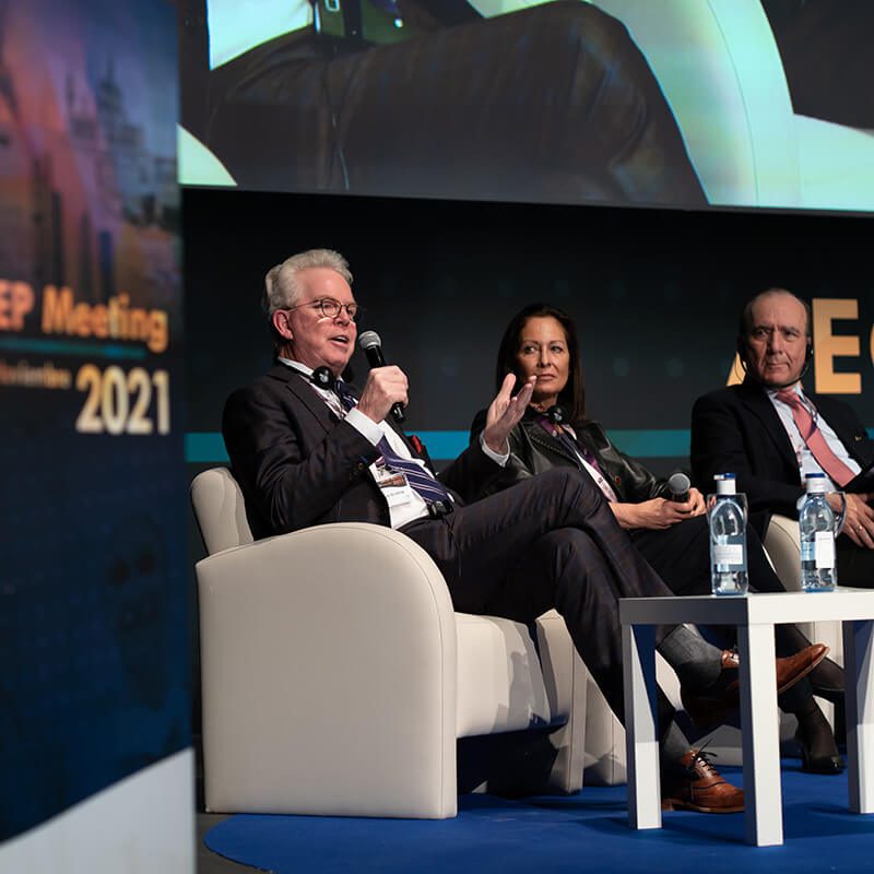 Dr. Grotting at a Conference