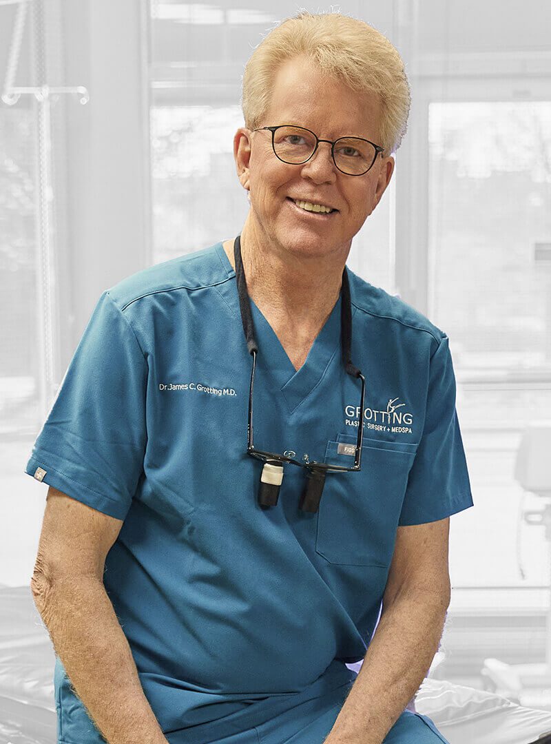 DR. Grotting in Scrubs